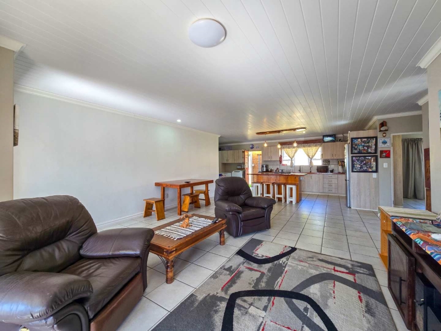 3 Bedroom Property for Sale in Stilbaai Wes Western Cape